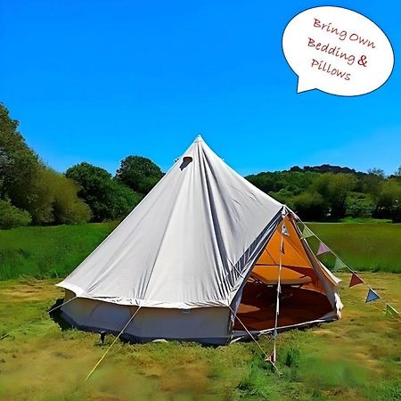 Dorset Glamping Fields Hotel Corfe Mullen Екстериор снимка