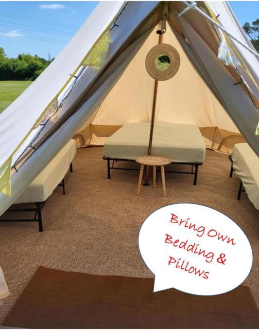 Dorset Glamping Fields Hotel Corfe Mullen Екстериор снимка