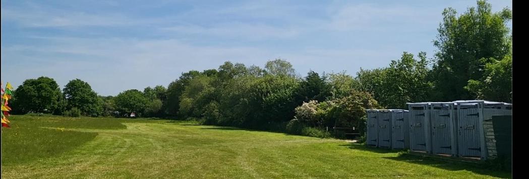 Dorset Glamping Fields Hotel Corfe Mullen Екстериор снимка